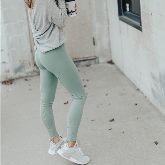 Alo Yoga Womens High Waist Dash Legging